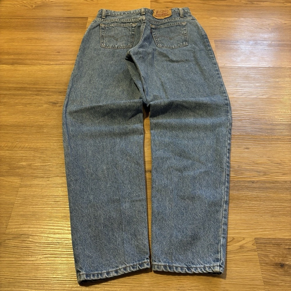 Vintage Levis Jeans Womens 12 Blue Denim Relaxed Taper Light Wash 16550 Mom 90's